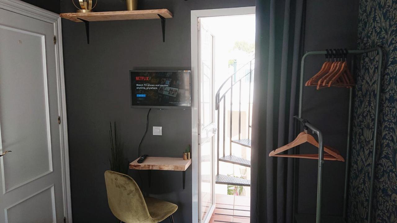 Carmen Rooms -- Boutique B&B By The Sea Nerja Esterno foto